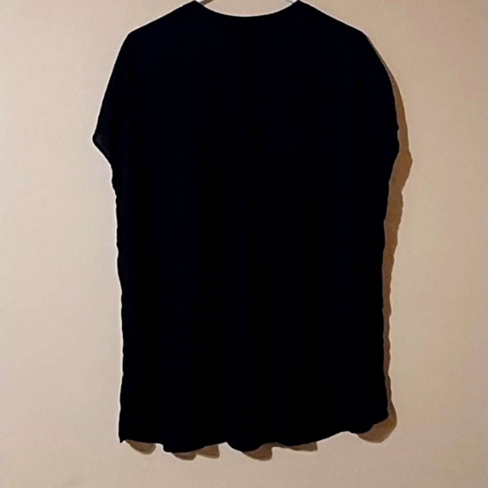 TORRID WOMEN BLOUSES, 2 X - Picture 2 of 7